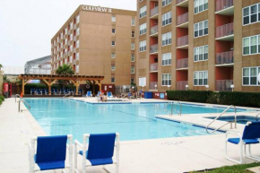 GV313 LUXURIOUS CONDO 3 min walk to beach, next Beach Park Isla Blanca